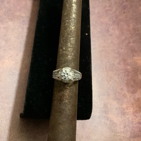 NWOT Solitaire Engagement Ring - Cubic Zirconias- 925 - Sz 6.75 - JTV - Picture 11 of 11